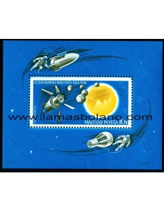 SELLOS HUNGRIA 1965 - COSMOS VOSHOD II Y GEMINI IV - HOJITA BLOQUE