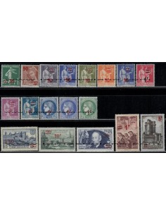 SELLOS FRANCIA 1940-1941 - SELLOS CON NUEVO VALOR SOBRECARGADO - 18 VALORES ** - CORREO