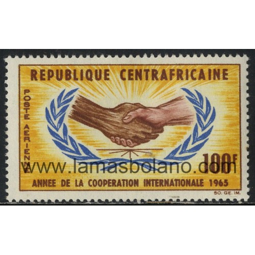 SELLOS DE CENTROAFRICANA 1965 - AÑO DE LA COOPERACION INTERNACIONAL - 1 VALOR - AEREO