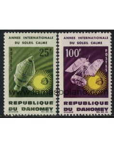 SELLOS DAHOMEY 1964 - AÑO INTERNACIONAL DEL SOL TRANQUILO - 2 VALORES - CORREO