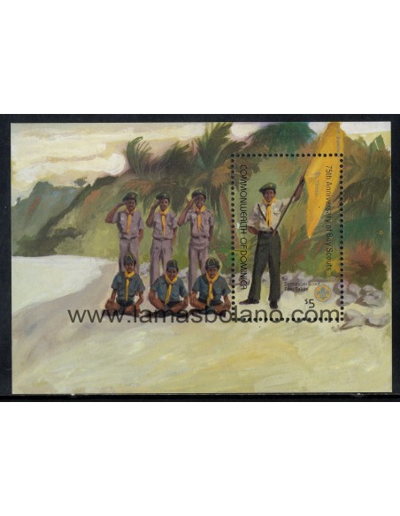 SELLOS DOMINICA 1982 - BOY SCOUTS 75 ANIVERSARIO - HOJITA BLOQUE