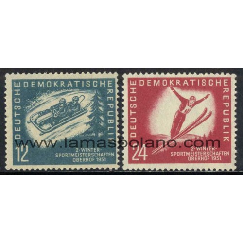 SELLOS ALEMANIA ORIENTAL 1951 - 2 CAMPEONATOS DEPORTIVOS DE INVIERNO EN OBERHOF - 2 VALORES FIJASELLO - CORREO