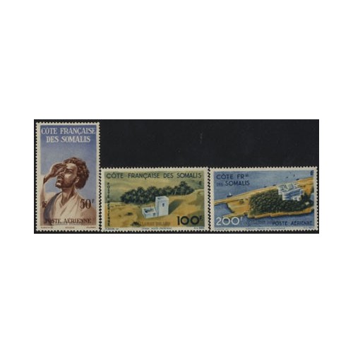 SELLOS DE COSTA DE SOMALIA 1947 - IMAGENES DE SOMALIA - 3 VALORES CORREO AEREO - CON FIJASELLO