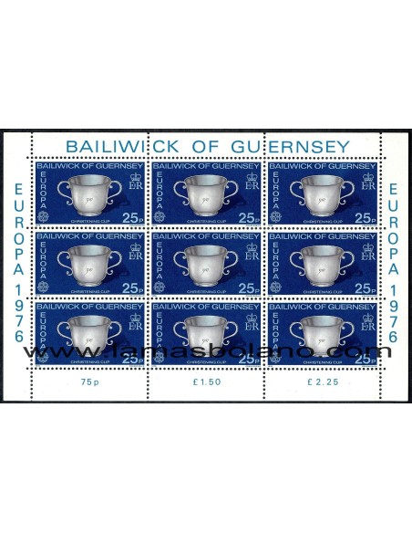 SELLOS GUERNSEY 1976 - EUROPA CEPT. ARTESANIA - 2 VALORES MINI HOJITAS - CORREO
