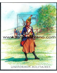 SELLOS GUINEA REPUBLICA 1997 - UNIFORMES MILITARES. CHARPENTIER - HOJITA BLOQUE